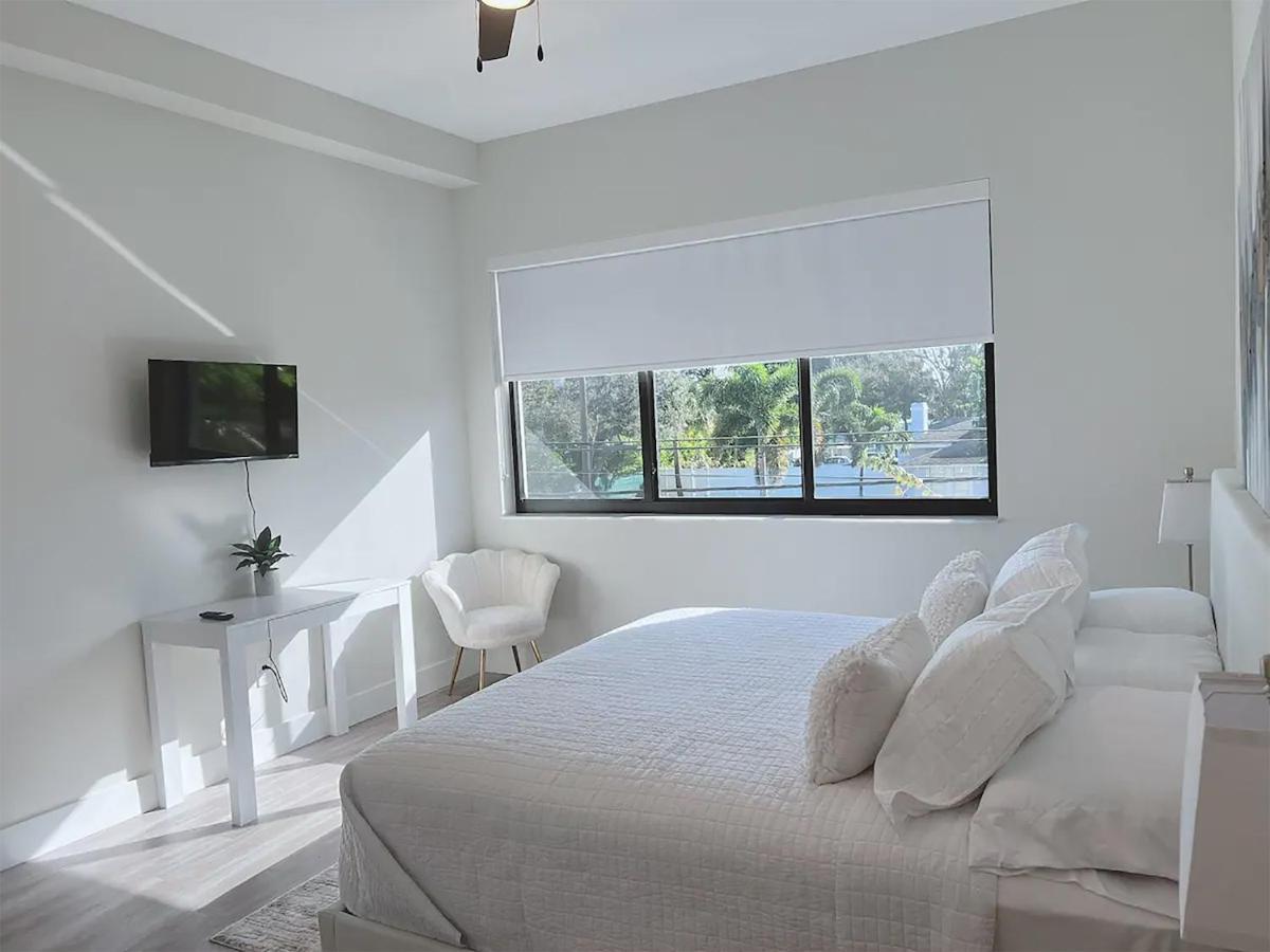 Lux Place And Cozy 3Beds 2Rooms Enjoy Life In Wpb Gym, Ev Station Nearby The Downtown And Beaches Уэст-Палм-Бич Экстерьер фото