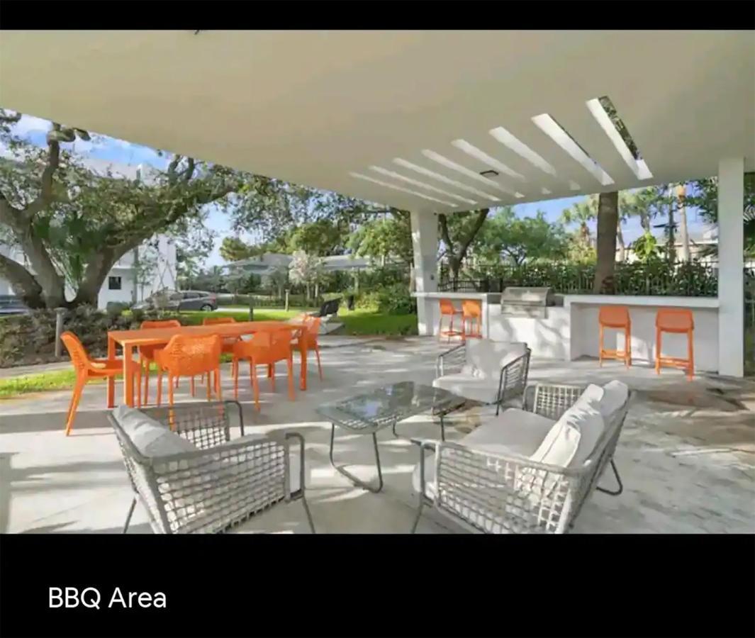 Lux Place And Cozy 3Beds 2Rooms Enjoy Life In Wpb Gym, Ev Station Nearby The Downtown And Beaches Уэст-Палм-Бич Экстерьер фото