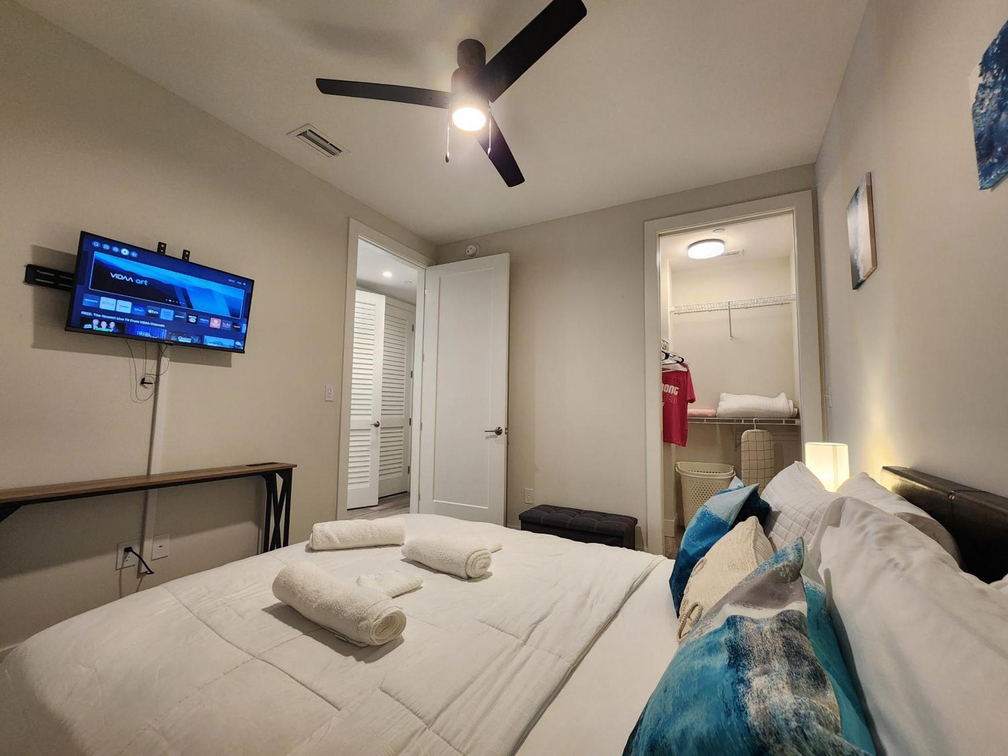 Lux Place And Cozy 3Beds 2Rooms Enjoy Life In Wpb Gym, Ev Station Nearby The Downtown And Beaches Уэст-Палм-Бич Экстерьер фото